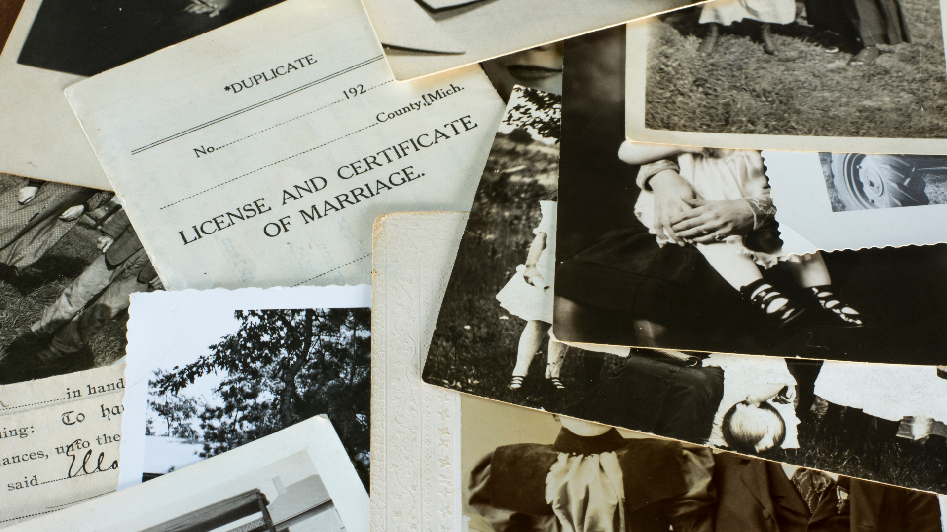 Image of public records, which can be used when research family history.