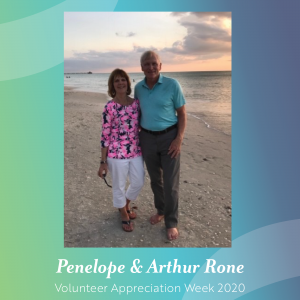 photo of volunteers Penelope and Arthur Rone at the beach